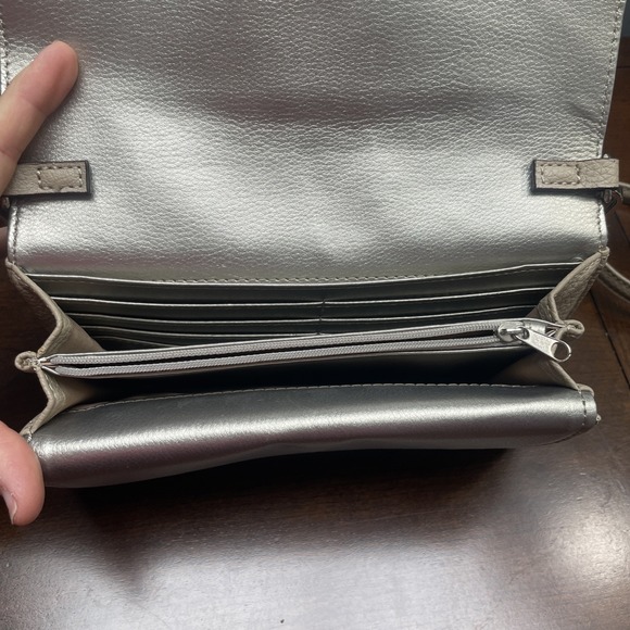 Nine West Nude Crossbody Bag Converts To Wristlet/clutch silver Hardware - Picture 11 of 12